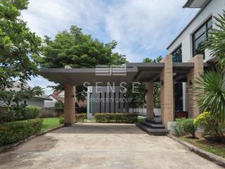 For rent 4 bedrooms house in Huai Khwang, Bangkok