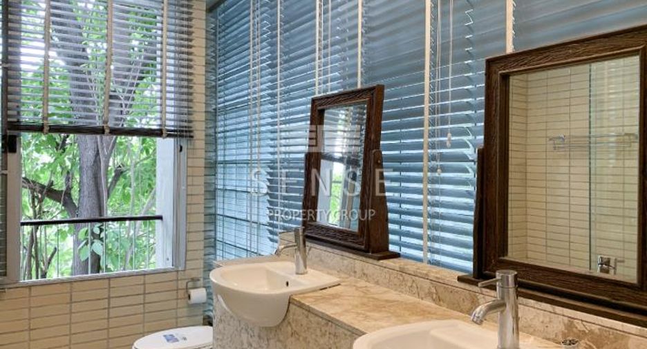 For rent 4 ベッドルーム condo in Khlong Toei, Bangkok