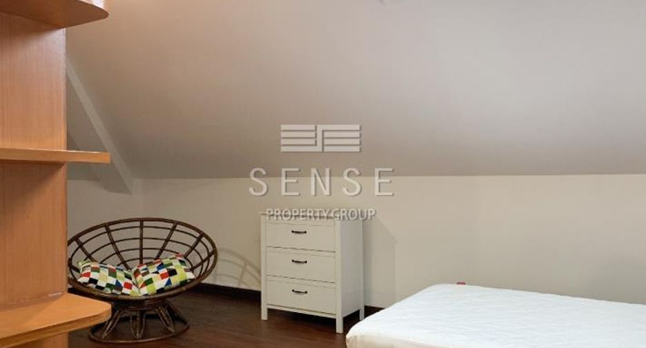 For rent 4 bedrooms condo in Watthana, Bangkok