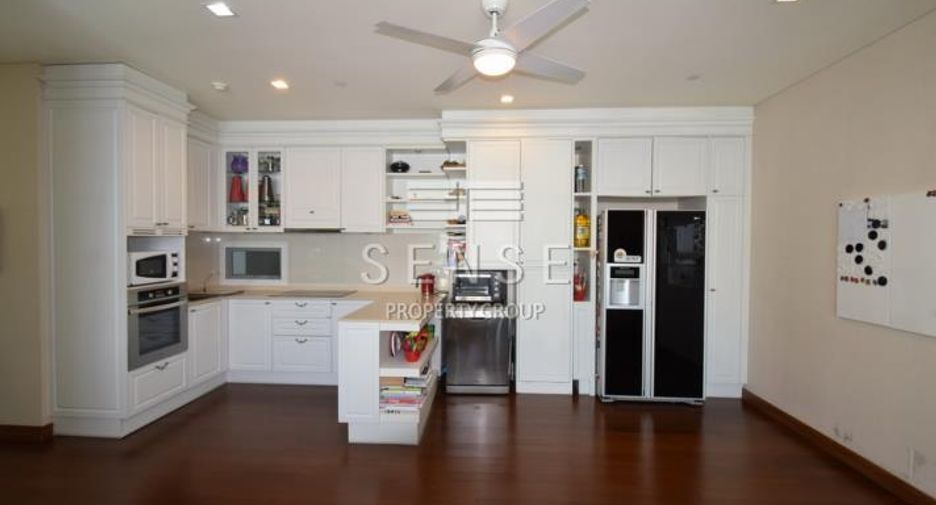 For rent 4 ベッドルーム condo in Watthana, Bangkok