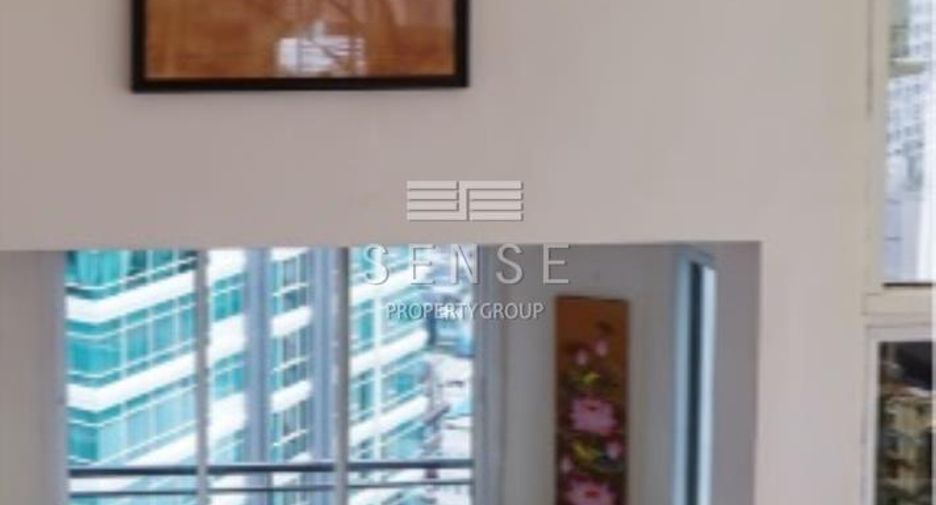 For sale 4 bedrooms condo in Watthana, Bangkok