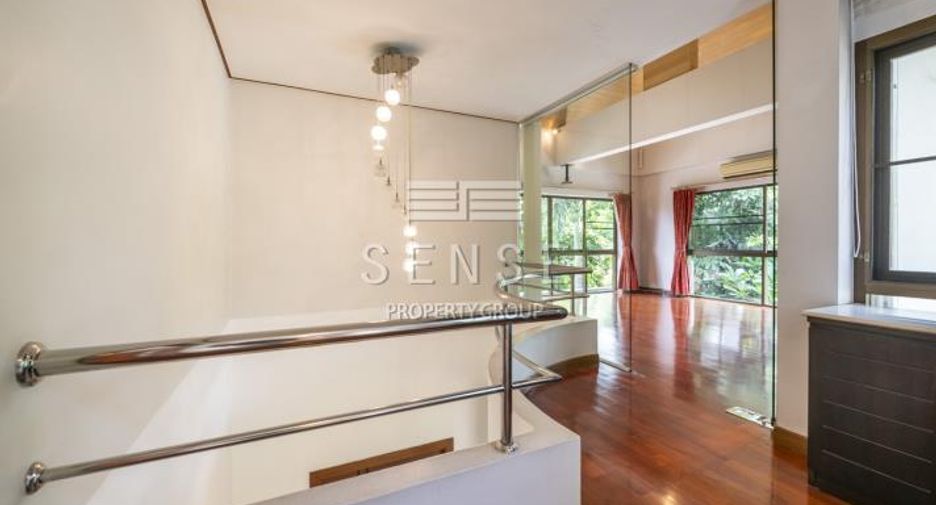 For rent 4 bedrooms house in Saphan Sung, Bangkok