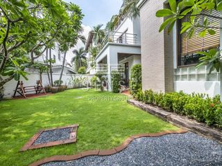 For rent 4 bedrooms house in Saphan Sung, Bangkok