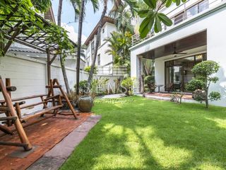 For rent 4 bedrooms house in Saphan Sung, Bangkok
