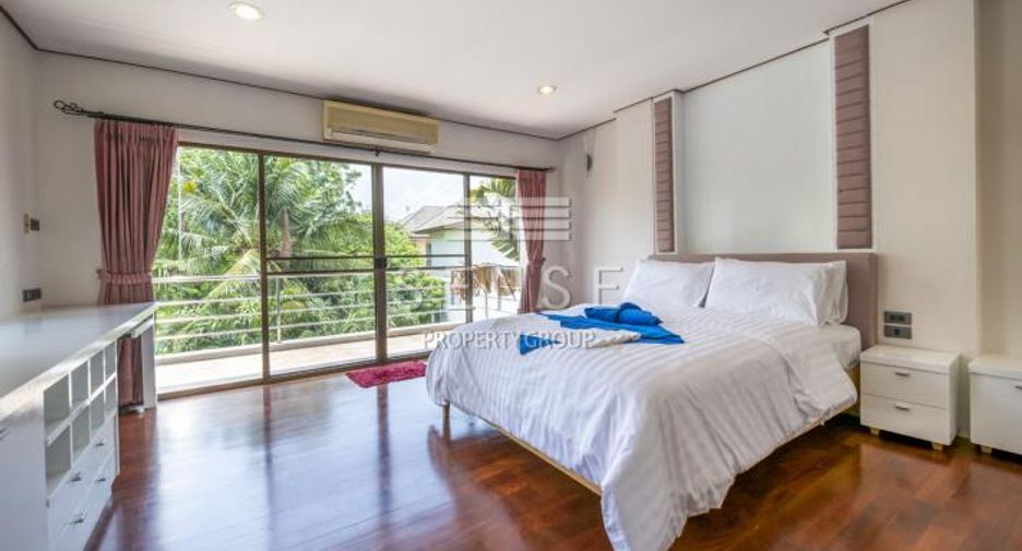 For rent 4 bedrooms house in Saphan Sung, Bangkok