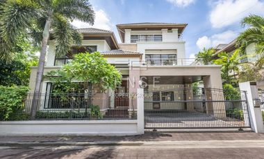 For rent 4 bedrooms house in Saphan Sung, Bangkok