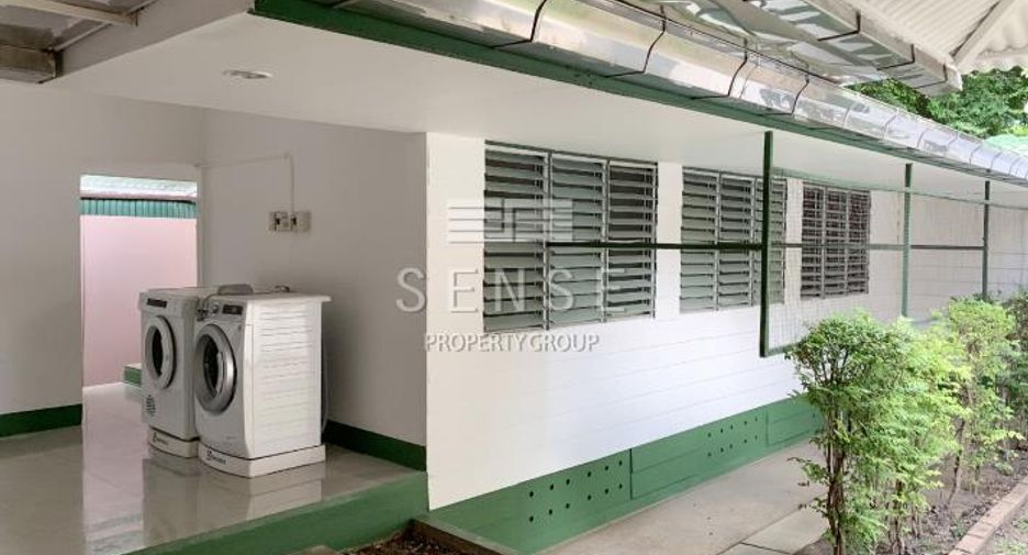 For rent 5 bedrooms house in Sathon, Bangkok