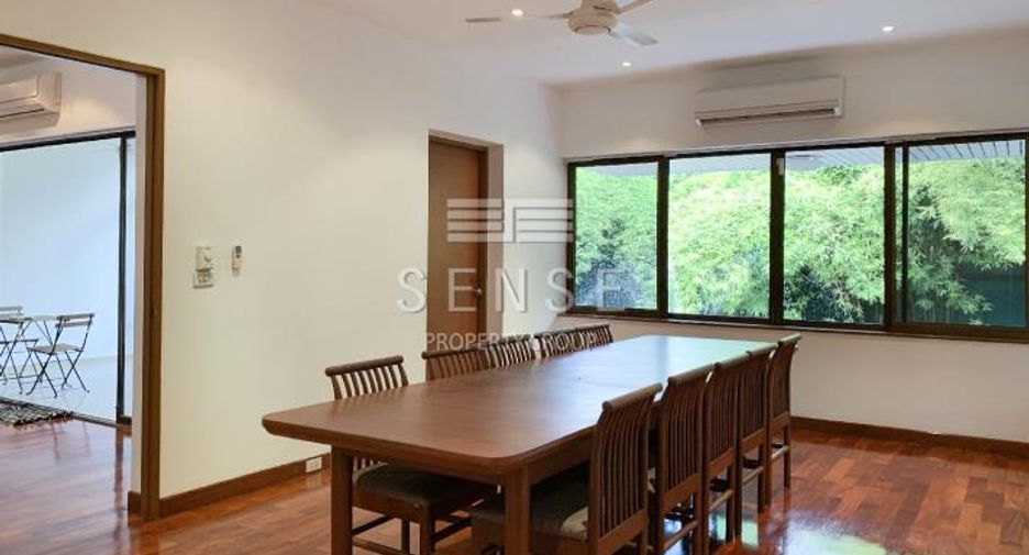 For rent 5 bedrooms house in Sathon, Bangkok