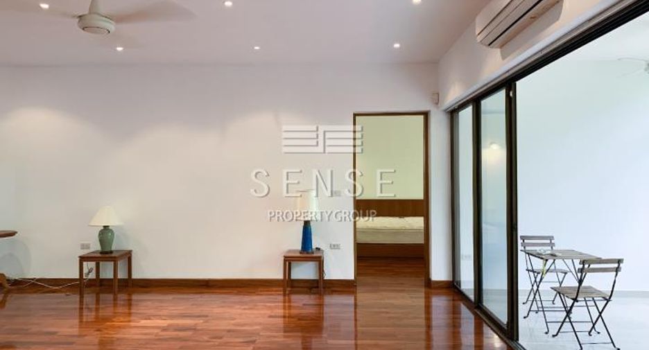 For rent 5 bedrooms house in Sathon, Bangkok