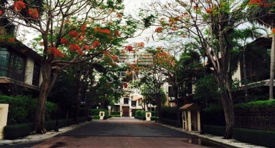 À vendre 4 chambres maison à Watthana, Bangkok