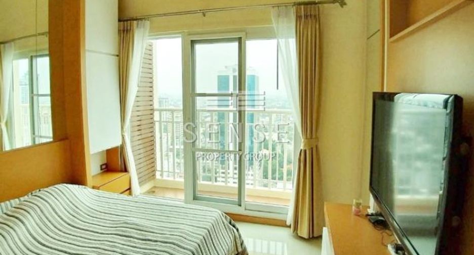 For rent and for sale 3 bedrooms condo in Watthana, Bangkok