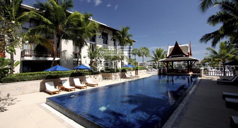 For sale 4 bedrooms condo in Mueang Phuket, Phuket
