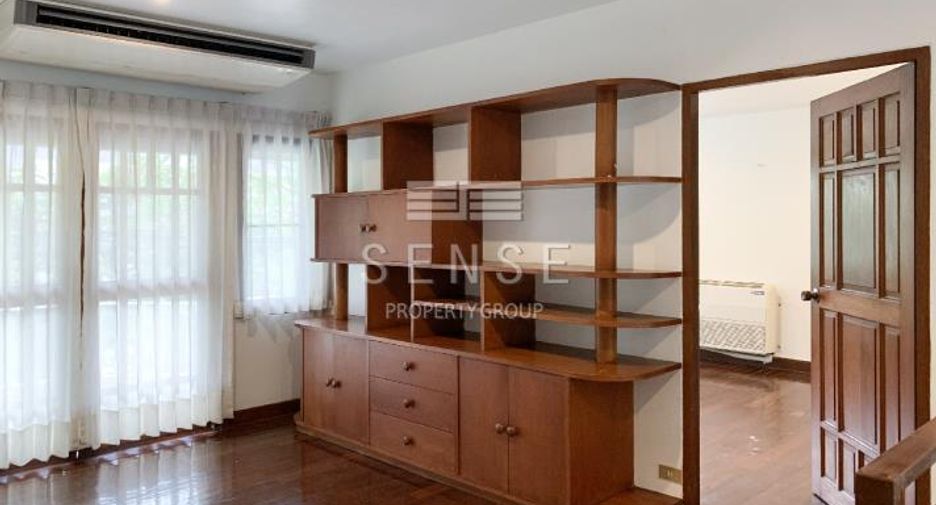 For rent 3 bedrooms house in Pathum Wan, Bangkok