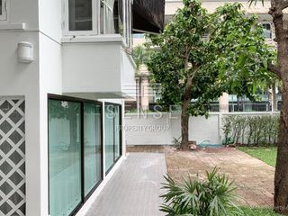 À louer 3 chambres maison à Pathum Wan, Bangkok