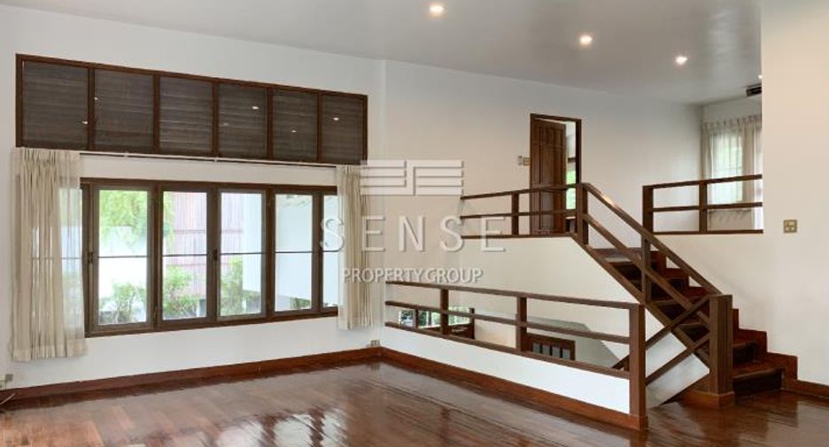 For rent 3 bedrooms house in Pathum Wan, Bangkok