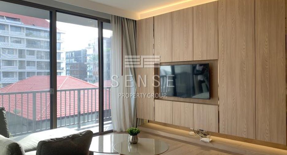 For rent 2 bedrooms condo in Khlong Toei, Bangkok