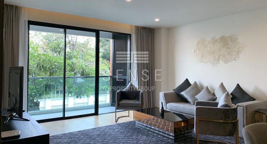 For rent 3 bedrooms condo in Khlong Toei, Bangkok