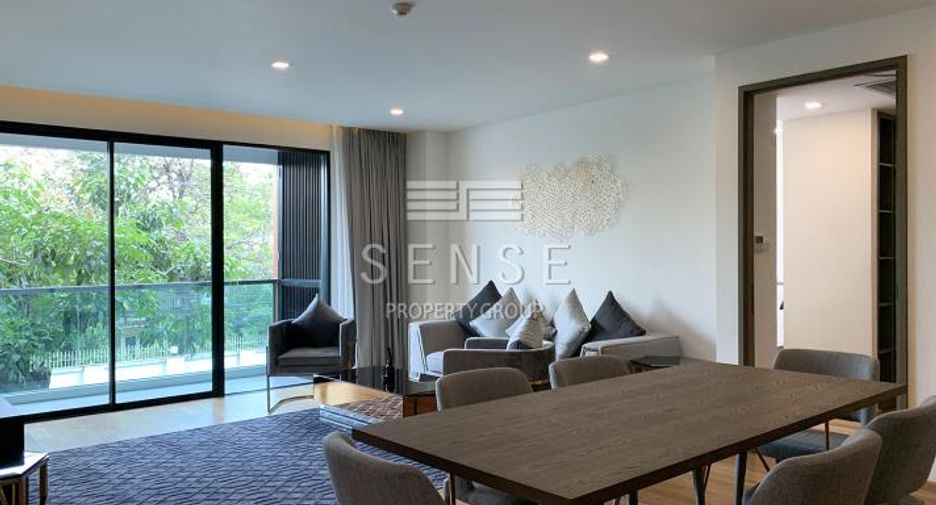 For rent 3 bedrooms condo in Khlong Toei, Bangkok