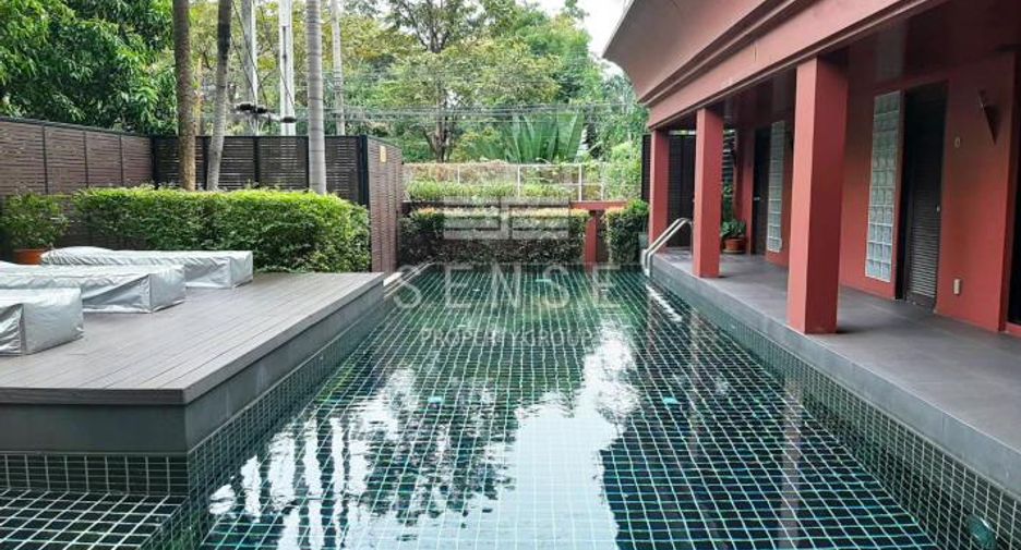 For sale 3 bedrooms condo in Sathon, Bangkok