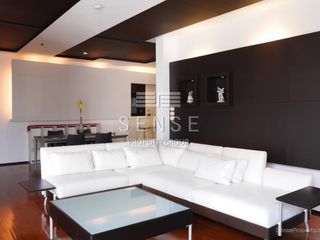 À louer 2 chambres condo à Pathum Wan, Bangkok
