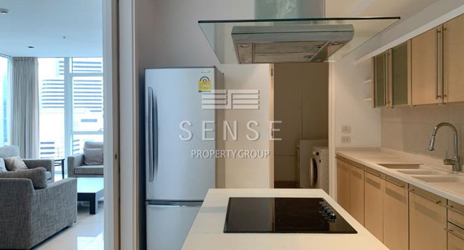 For rent 3 bedrooms condo in Pathum Wan, Bangkok