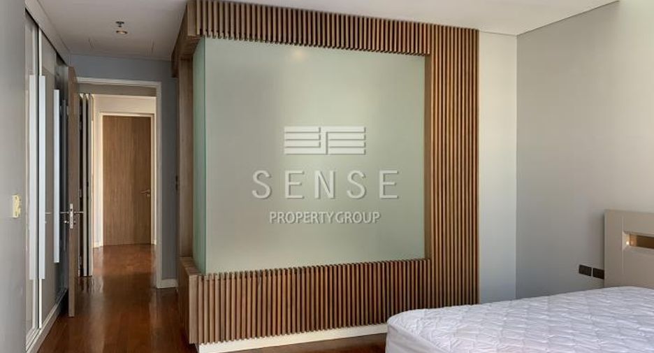 Condo en alquiler de 2 habitaciones en Khlong Toei, Bangkok