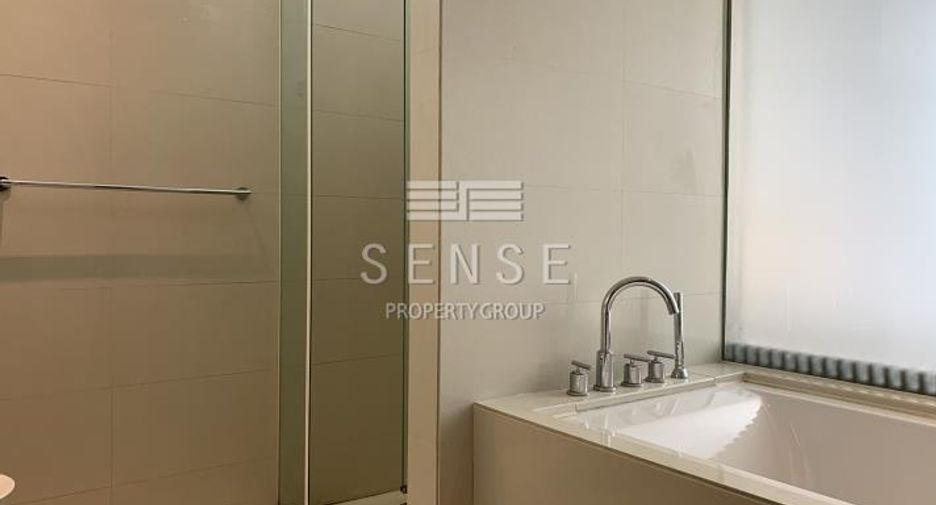 Condo en alquiler de 2 habitaciones en Khlong Toei, Bangkok