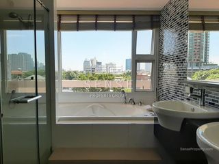 À louer 3 chambres condo à Sathon, Bangkok