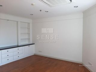 For rent 4 bedrooms condo in Sathon, Bangkok