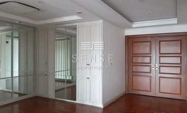 For rent 4 bedrooms condo in Sathon, Bangkok