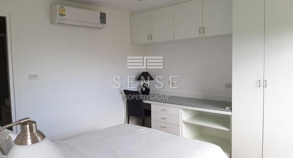 For rent 3 bedrooms condo in Pathum Wan, Bangkok