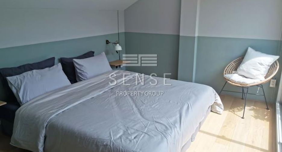 For sale and for rent 3 bedrooms townhouse in Watthana, Bangkok