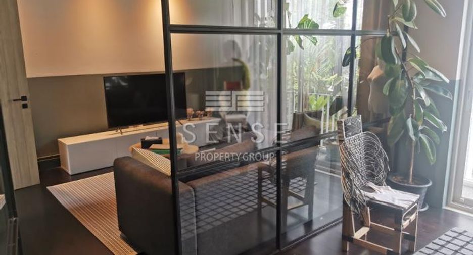 For sale and for rent 3 bedrooms townhouse in Watthana, Bangkok