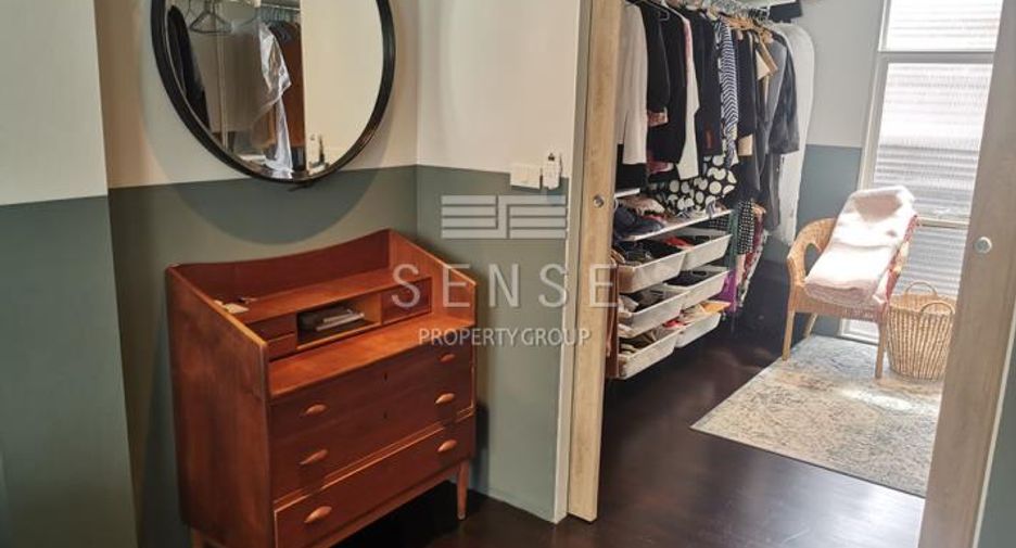 For sale and for rent 3 bedrooms townhouse in Watthana, Bangkok