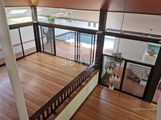 For rent 4 bedrooms house in Watthana, Bangkok
