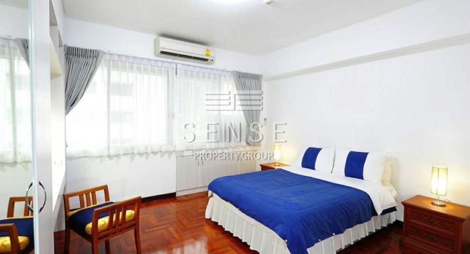 For rent 3 bedrooms condo in Khlong Toei, Bangkok