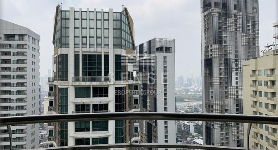ให้เช่า 4 ห้องนอน คอนโด ใน คลองเตย, กรุงเทพฯ