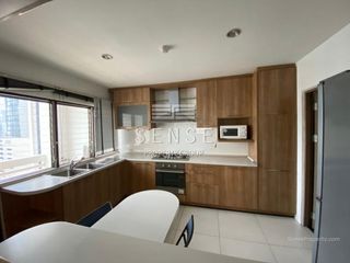 ให้เช่า 4 ห้องนอน คอนโด ใน วัฒนา, กรุงเทพฯ