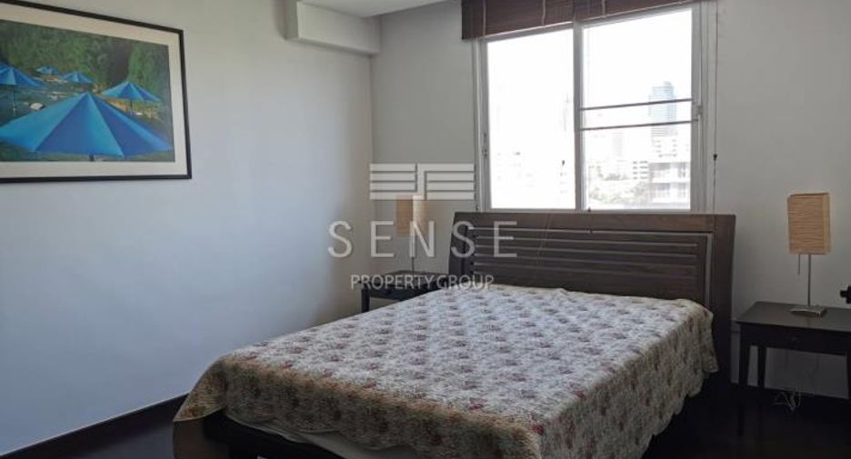 For sale 3 bedrooms condo in Watthana, Bangkok