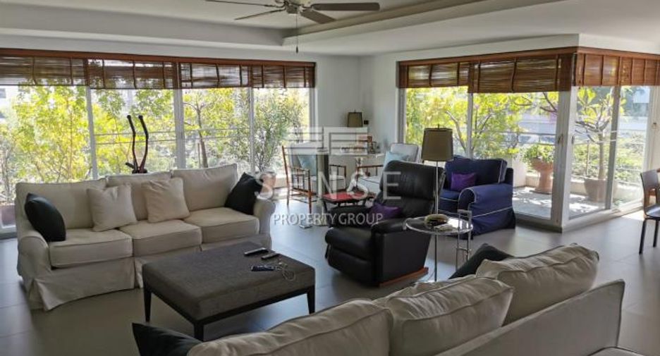 For sale 3 bedrooms condo in Watthana, Bangkok
