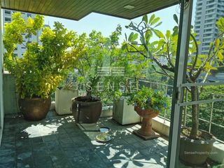 For sale 3 bedrooms condo in Watthana, Bangkok