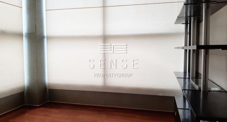 For sale 3 bedrooms condo in Pathum Wan, Bangkok