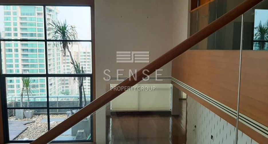 For sale 3 bedrooms condo in Pathum Wan, Bangkok