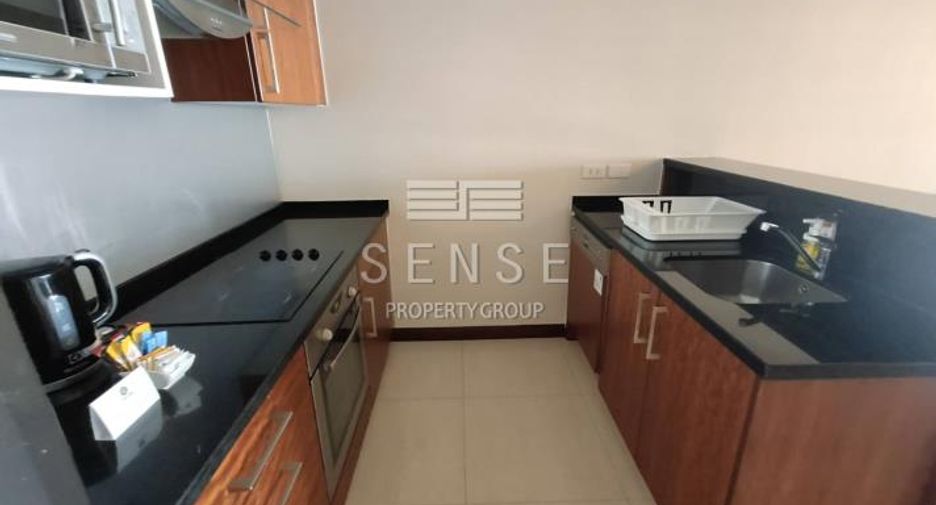 For rent 2 bedrooms condo in Khlong Toei, Bangkok