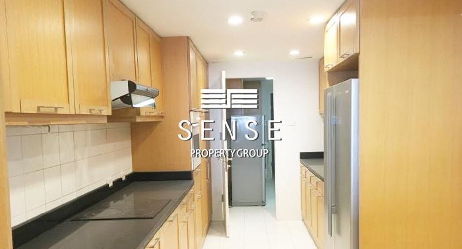Wohnung zur Miete mit 4 Zimmer in Pathum Wan, Bangkok
