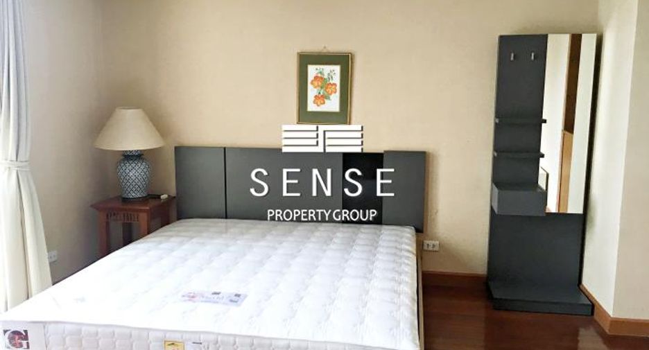 Wohnung zur Miete mit 4 Zimmer in Pathum Wan, Bangkok
