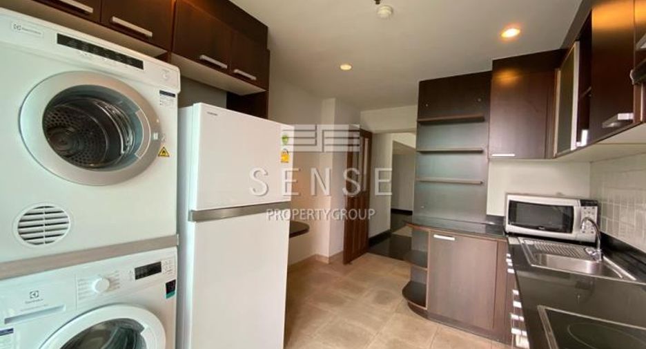 For rent 3 bedrooms condo in Sathon, Bangkok