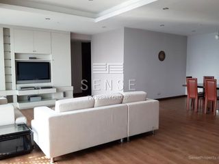 Condo en alquiler de 3 habitaciones en Sathon, Bangkok
