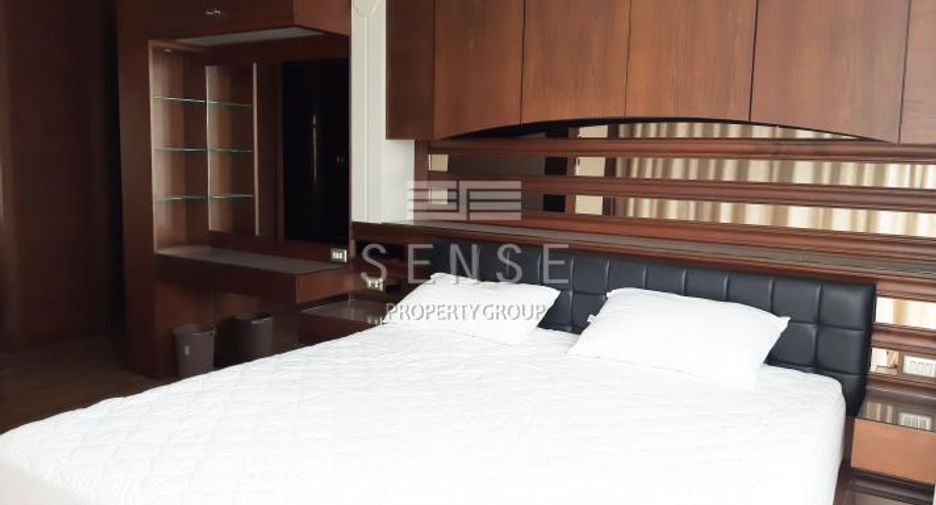 Condo en alquiler de 3 habitaciones en Sathon, Bangkok