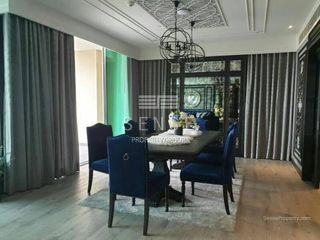 For rent 3 bedrooms condo in Pathum Wan, Bangkok